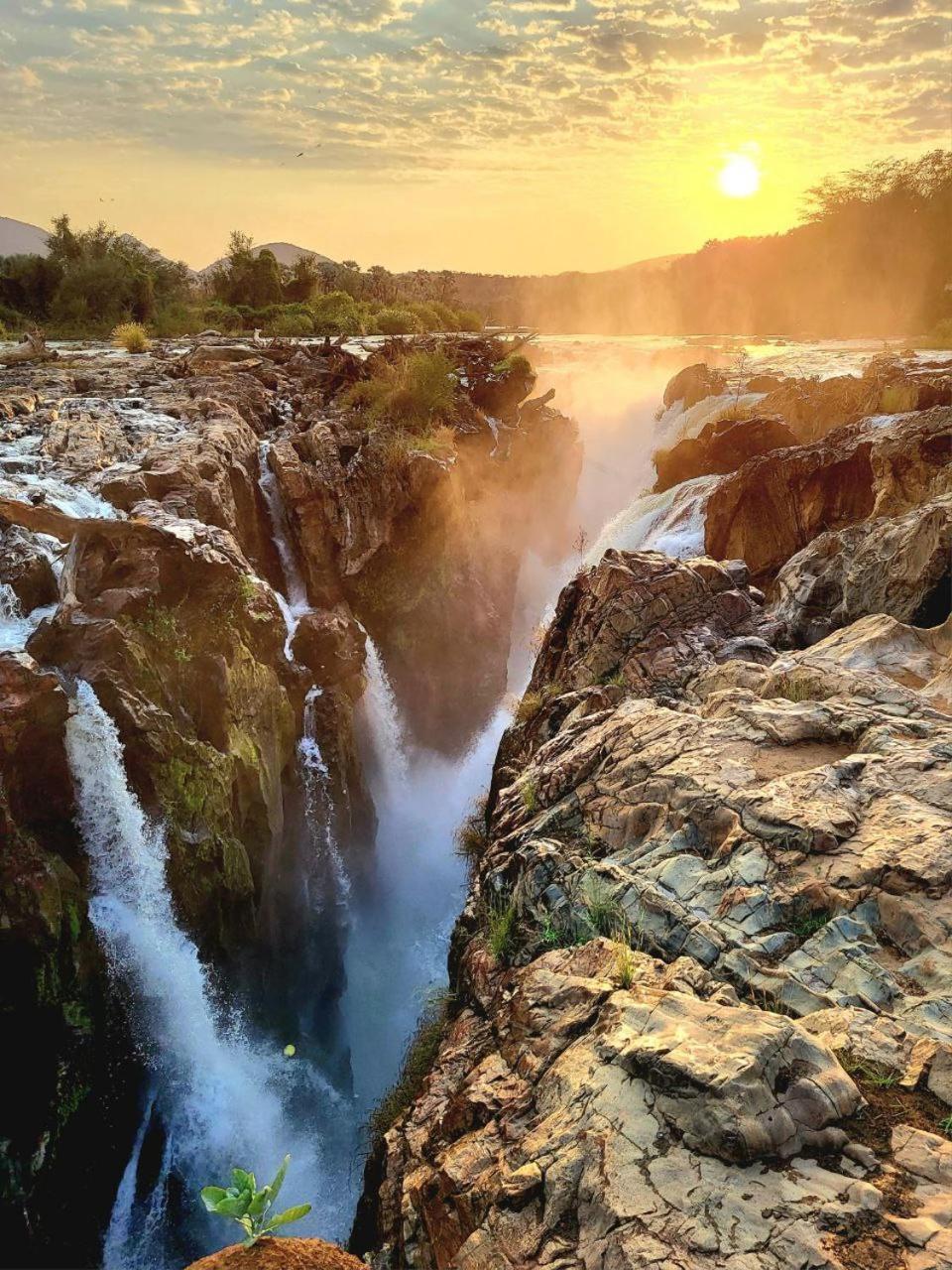 Kapika Waterfall Lodge Epupa Екстериор снимка