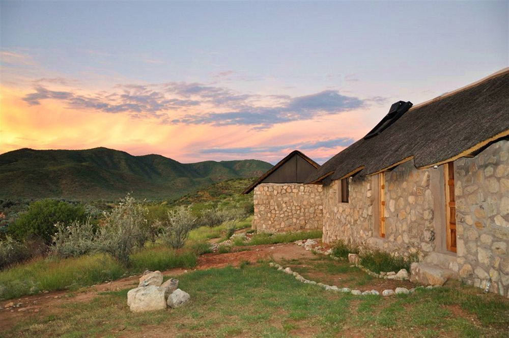 Kapika Waterfall Lodge Epupa Екстериор снимка